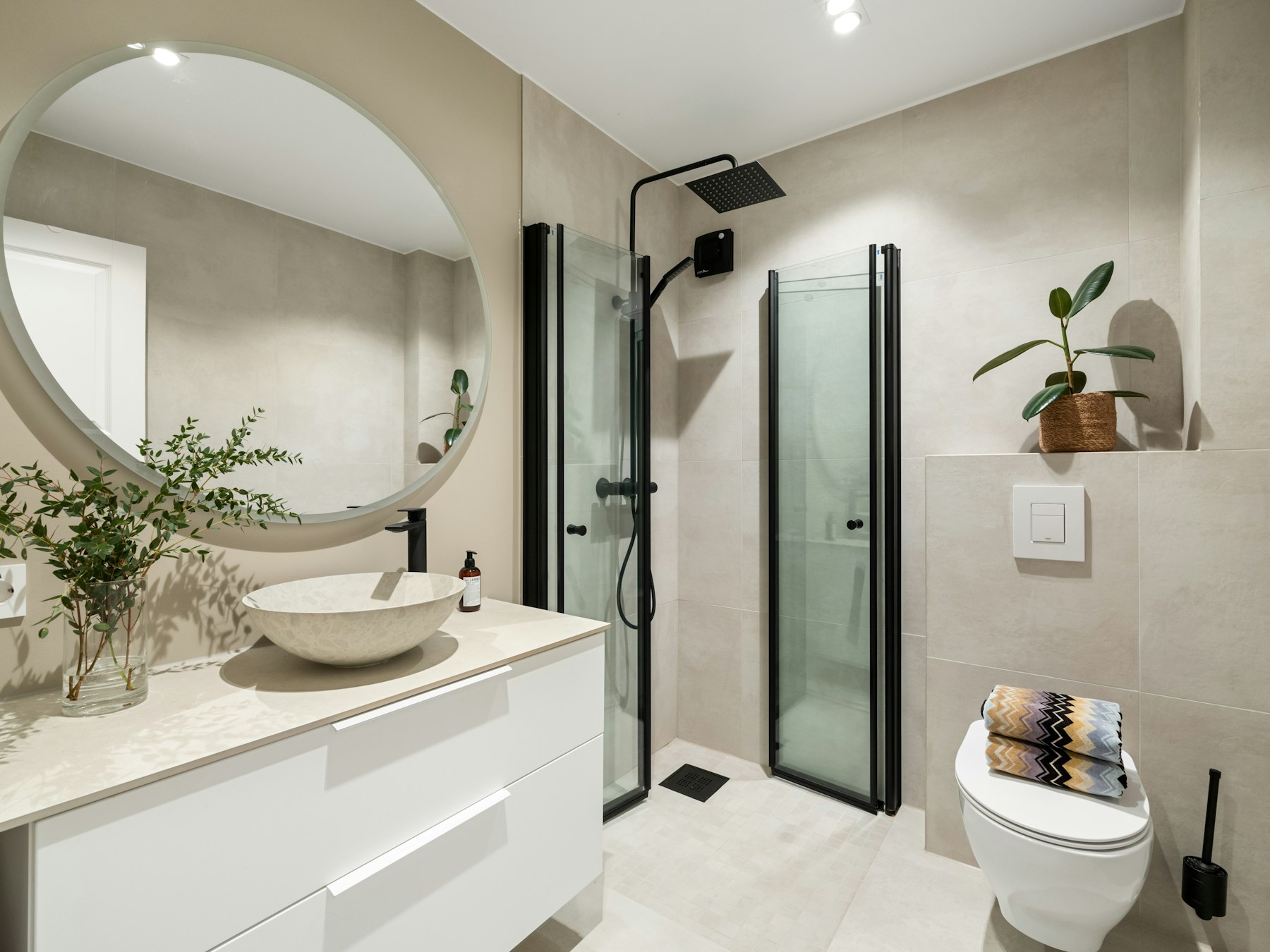 Shower area in an independent bathroom design reference, not a listed product or supplied project.